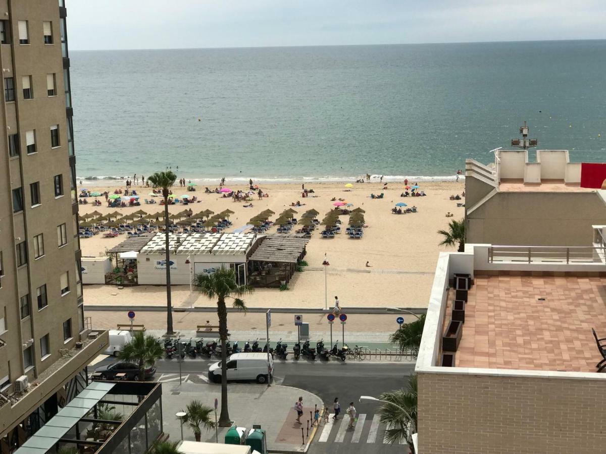 Masai Victoria Beach. A 100 Metros De La Playa. Кадис Экстерьер фото